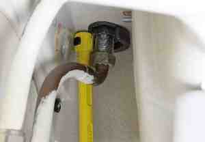 Фото №10 - Ключ сантехнічний регульований для кріплення змішувачів на мийках STANLEY 0-70-453