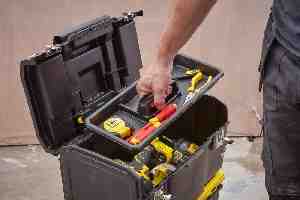 Ящик MOBILE WORKCENTER 3 в 1, розміри 475x284x630 мм, на колесах STANLEY 1-70-326 - картинка №12 Фото №12 - Ящик MOBILE WORKCENTER 3 в 1, розміри 475x284x630 мм, на колесах STANLEY 1-70-326