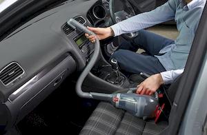 Пилосос автомобільний BLACK+DECKER ADV1200 - картинка №8 Фото №8 - Пилосос автомобільний BLACK+DECKER ADV1200