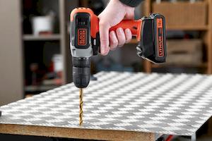 Дриль-шурупокрут акумуляторний BLACK+DECKER BCD001C1 - картинка №13 Фото №13 - Дриль-шурупокрут акумуляторний BLACK+DECKER BCD001C1