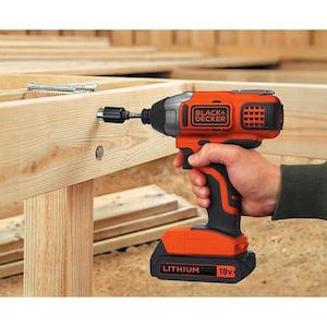 Фото №7 - Набір з двох інструментів BLACK+DECKER BCK21S1S