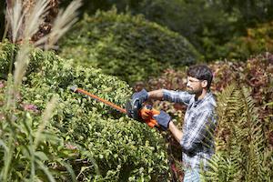 Кущоріз електричний BLACK+DECKER BEHTS301 - картинка №10 Фото №10 - Кущоріз електричний BLACK+DECKER BEHTS301