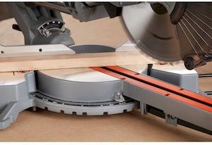 Фото №6 - Пила торцювальна мережева BLACK+DECKER BES710