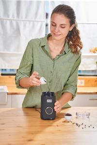 Фото №7 - Кавомолка BLACK+DECKER BXCG150E