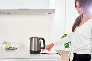 Фото №8 - Електрочайник BLACK+DECKER BXKE2201E