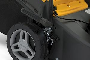 Газонокосарка акумуляторна безщіткова STIGA Collector543AEKit - картинка №7 Фото №7 - Газонокосарка акумуляторна безщіткова STIGA Collector543AEKit