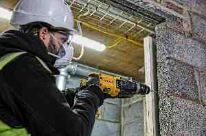 Перфоратор мережевий SDS-Plus DeWALT D25134K - картинка №8 Фото №8 - Перфоратор мережевий SDS-Plus DeWALT D25134K