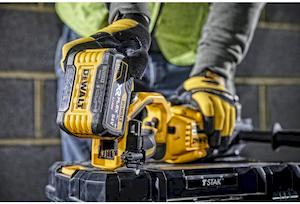 Дриль акумуляторний безщітковий DeWALT DCD470N - картинка №16 Фото №16 - Дриль акумуляторний безщітковий DeWALT DCD470N