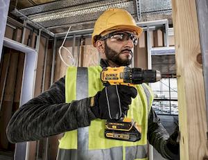 Дриль-шурупокрут акумуляторний безщітковий DeWALT DCD777D2T - картинка №6 Фото №6 - Дриль-шурупокрут акумуляторний безщітковий DeWALT DCD777D2T