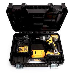 Дриль-шурупокрут акумуляторний безщітковий ударний DeWALT DCD796D2 - картинка №6 Фото №6 - Дриль-шурупокрут акумуляторний безщітковий ударний DeWALT DCD796D2