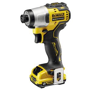 Фото - Шурупокрут акумуляторний ударний безщітковий DeWALT DCF801D2