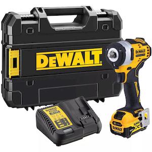 Гайкокрут ударный акумуляторний безщітковий DeWALT DCF903P1 - картинка №3 Фото №3 - Гайкокрут ударный акумуляторний безщітковий DeWALT DCF903P1