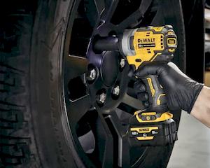 Гайкокрут ударный акумуляторний безщітковий DeWALT DCF903P1 - картинка №5 Фото №5 - Гайкокрут ударный акумуляторний безщітковий DeWALT DCF903P1