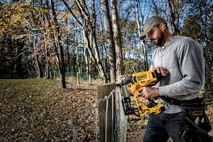 Фото №12 - Степлер скобозабивний акумуляторний безщітковий DeWALT DCFS950P2