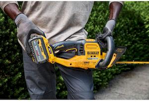 Фото №13 - Кущоріз акумуляторний безщітковий DeWALT DCMHT573X1