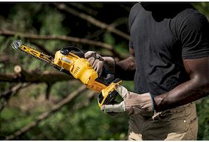 Міні-пилка ланцюгова акумуляторна безщіткова DeWALT DCMPS520N - картинка №13 Фото №13 - Міні-пилка ланцюгова акумуляторна безщіткова DeWALT DCMPS520N