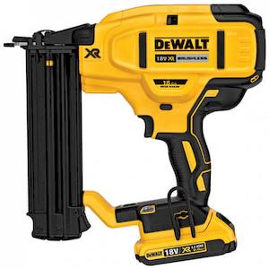 Фото - Пістолет цвяхозабивний акумуляторний безщітковий DeWALT DCN680D2