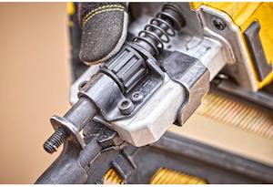 Пістолет цвяхозабивний акумуляторний безщітковий DeWALT DCN930N - картинка №9 Фото №9 - Пістолет цвяхозабивний акумуляторний безщітковий DeWALT DCN930N