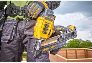 Пістолет цвяхозабивний акумуляторний безщітковий DeWALT DCN930N - картинка №13 Фото №13 - Пістолет цвяхозабивний акумуляторний безщітковий DeWALT DCN930N