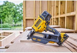 Пістолет цвяхозабивний акумуляторний безщітковий DeWALT DCN930N - картинка №21 Фото №21 - Пістолет цвяхозабивний акумуляторний безщітковий DeWALT DCN930N
