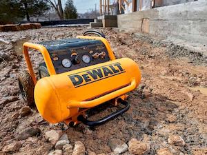 Фото №8 - Компресор повітряний безмасляний DeWALT DPC17PS