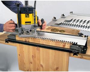 Фрезер мережевий DeWALT DW625E - картинка №11 Фото №11 - Фрезер мережевий DeWALT DW625E