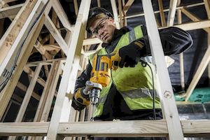 Дриль мережевий ударний DeWALT DWD024 - картинка №4 Фото №4 - Дриль мережевий ударний DeWALT DWD024