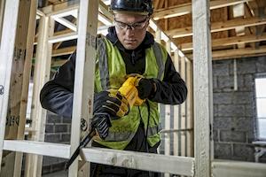 Пила шабельна мережева DeWALT DWE305PK - картинка №8 Фото №8 - Пила шабельна мережева DeWALT DWE305PK