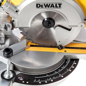 Пила настільна мережева DeWALT DWS777 - картинка №4 Фото №4 - Пила настільна мережева DeWALT DWS777