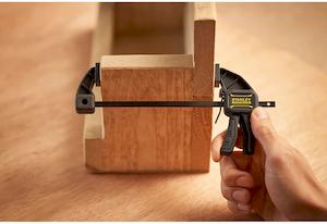 Фото №3 - Струбцина FatMax S триггерная з максимальним зусиллям стиснення 15 кг STANLEY FMHT0-83231