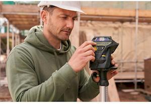Рівень лазерний FatMax®MultilineGreen трипроменевий площинний самовирівнюючий, чемодан STANLEY FMHT1-77356 - картинка №24 Фото №24 - Рівень лазерний FatMax®MultilineGreen трипроменевий площинний самовирівнюючий, чемодан STANLEY FMHT1-77356