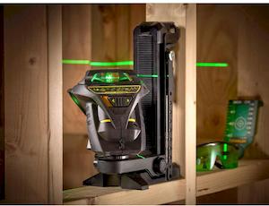 Рівень лазерний FatMax®MultilineGreen трипроменевий площинний самовирівнюючий, чемодан STANLEY FMHT1-77356 - картинка №28 Фото №28 - Рівень лазерний FatMax®MultilineGreen трипроменевий площинний самовирівнюючий, чемодан STANLEY FMHT1-77356