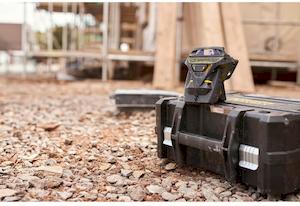 Рівень лазерний FatMax®MultilineGreen трипроменевий площинний самовирівнюючий, чемодан STANLEY FMHT1-77356 - картинка №30 Фото №30 - Рівень лазерний FatMax®MultilineGreen трипроменевий площинний самовирівнюючий, чемодан STANLEY FMHT1-77356