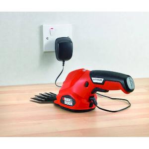 Фото №2 - Ножиці акумуляторні BLACK+DECKER GSL200