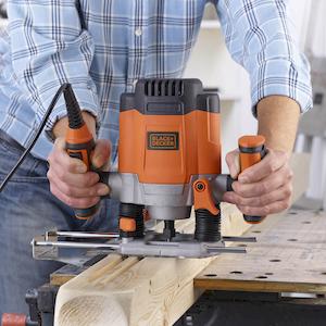 Фрезер мережевий BLACK+DECKER KW1200E - картинка №6 Фото №6 - Фрезер мережевий BLACK+DECKER KW1200E
