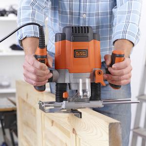 Фрезер мережевий BLACK+DECKER KW1200E - картинка №7 Фото №7 - Фрезер мережевий BLACK+DECKER KW1200E