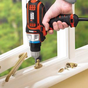 Багатофункціональний інструмент з насадкою дриль-шурупокрут BLACK+DECKER MT350K - картинка №6 Фото №6 - Багатофункціональний інструмент з насадкою дриль-шурупокрут BLACK+DECKER MT350K