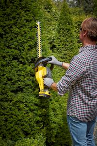 Фото №22 - Кущоріз акумуляторний STANLEY FATMAX SFMCHT855M1