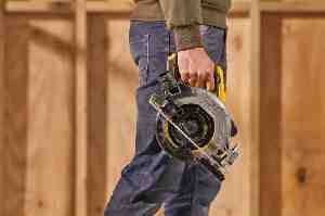 Пила циркулярна акумуляторна STANLEY FATMAX SFMCS550B - картинка №7 Фото №7 - Пила циркулярна акумуляторна STANLEY FATMAX SFMCS550B