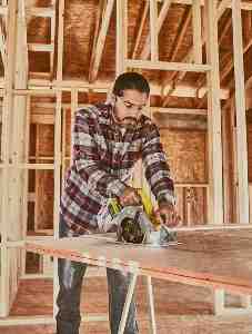 Пила циркулярна акумуляторна STANLEY FATMAX SFMCS550B - картинка №18 Фото №18 - Пила циркулярна акумуляторна STANLEY FATMAX SFMCS550B