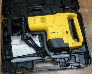 Фото №6 - Молоток відбійний мережевий STANLEY STHM10K