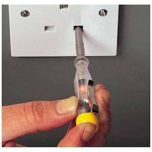 Фото №2 - Викрутка тестер довжиною під щліц SL3 з довжиною стрижня 65 мм STANLEY STHT0-66121