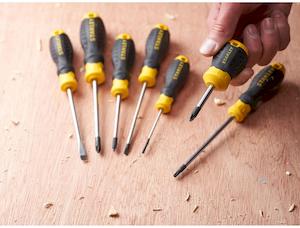 Фото №6 - Викрутка Cushion Grip під шліц Pz2 з довжиною жала 45 мм STANLEY STHT16196-0