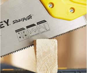 Ножівка SHARPCUT ™ довжиною 550 мм для поперечного та поздовжнього різу STANLEY STHT20372-1 - картинка №3 Фото №3 - Ножівка SHARPCUT ™ довжиною 550 мм для поперечного та поздовжнього різу STANLEY STHT20372-1