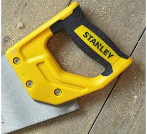 Ножівка SHARPCUT ™ довжиною 550 мм для поперечного та поздовжнього різу STANLEY STHT20372-1 - картинка №5 Фото №5 - Ножівка SHARPCUT ™ довжиною 550 мм для поперечного та поздовжнього різу STANLEY STHT20372-1