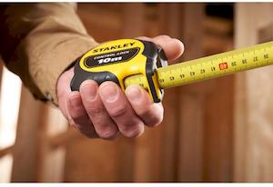 Рулетка вимірювальна CONTROL-LOCK довжиною 10 м, шириною 25 мм, в обгумованому корпусі, з подвійною шкалою STANLEY STHT37233-0 - картинка №7 Фото №7 - Рулетка вимірювальна CONTROL-LOCK довжиною 10 м, шириною 25 мм, в обгумованому корпусі, з подвійною шкалою STANLEY STHT37233-0