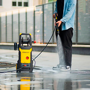 Мийка високого тиску електрична STANLEY SXPW19B-E - картинка №6 Фото №6 - Мийка високого тиску електрична STANLEY SXPW19B-E